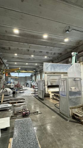 Steinwerk - Bearbeitung von Natursteinen