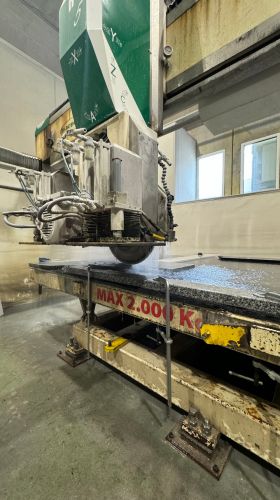 Steinwerk - Bearbeitung von Natursteinen