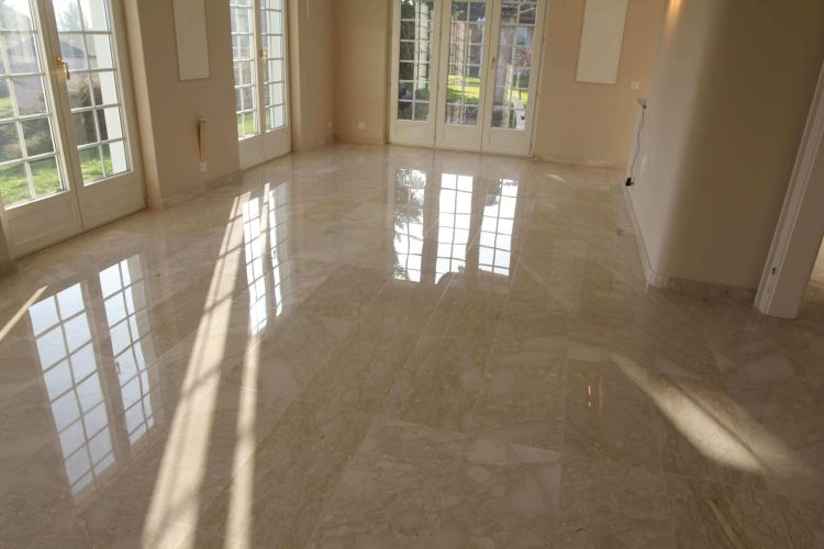 Natursteinveredelung Marmor Travertin Schleifen und Polieren - Nachher