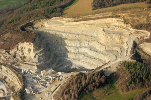 Natursteine in der Schweiz und in Italien