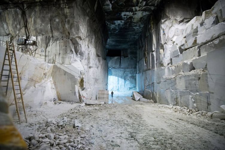 Natursteine in der Schweiz und in Italien